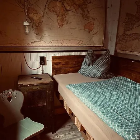 Vintage 55 Direkt Am Fusse Zur Wartburg 艾森纳赫