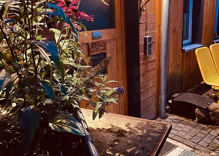 Vintage 55 Direkt Am Fusse Zur Wartburg Lägenhet